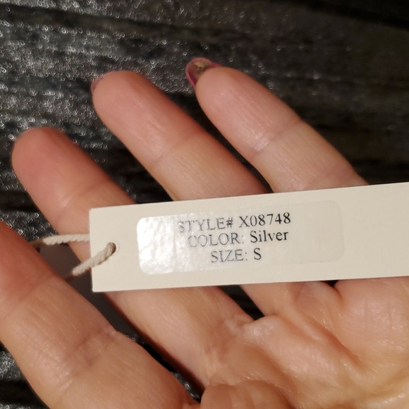 NWoT Sirena silver pleated skirt - Picture 4 of 5